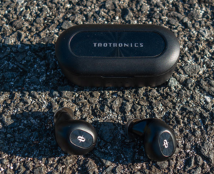 TaoTronics SoundLiberty 77 – underwater bluetooth headphones