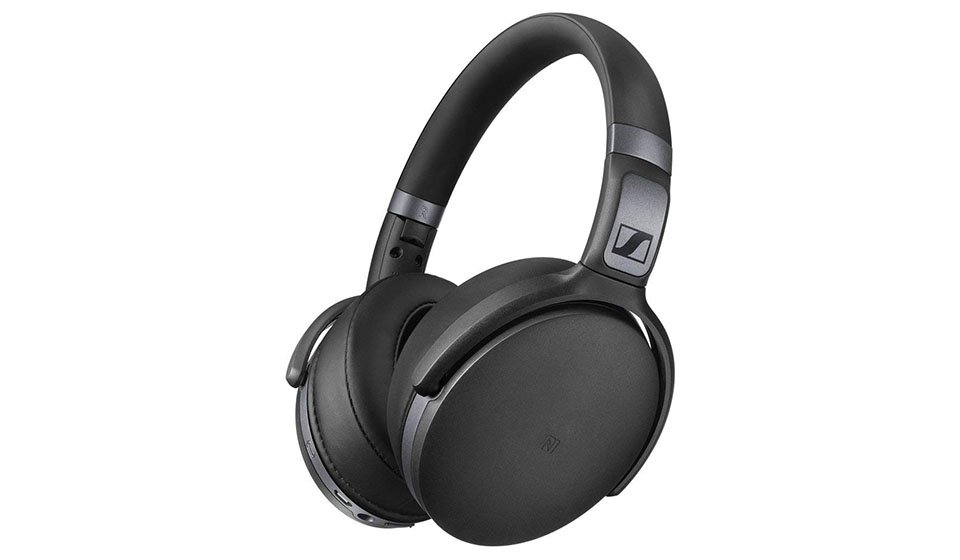 Sennheiser-HD-4.40-Bluetooth-headphones